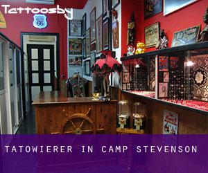 Tätowierer in Camp Stevenson