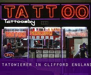 Tätowierer in Clifford (England)