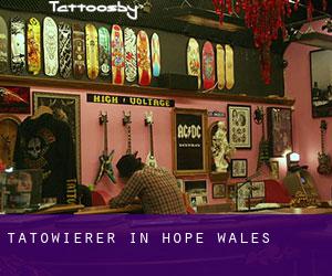 Tätowierer in Hope (Wales)